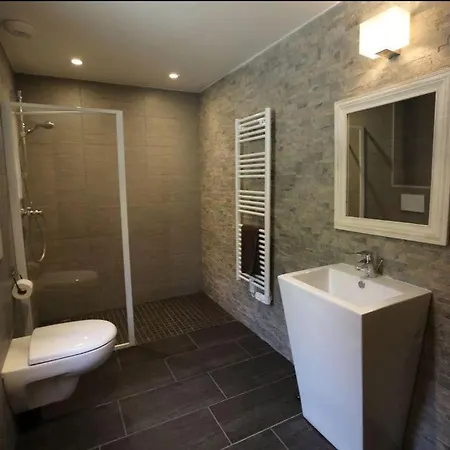 Les Chalets D'adrien 8 * Valloire